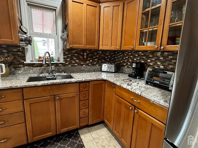 73 Hagaman St — Photo 5