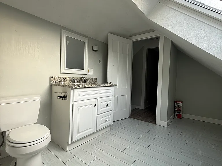 145 Maple St — Photo 23