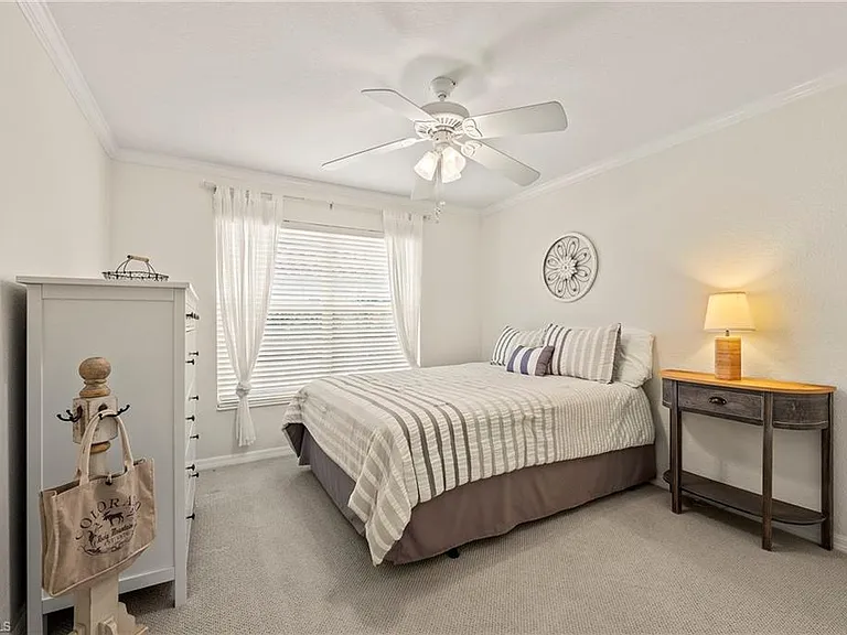 1015 Tivoli Ln — Photo 21