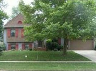 941 Alexandria Dr, Lansing, MI 48917