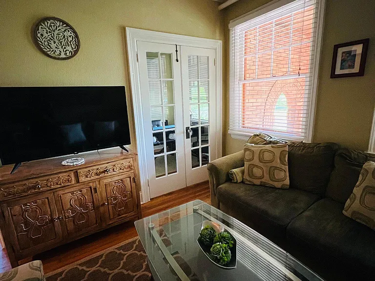 717 S Orleans Ave #1 — Photo 12