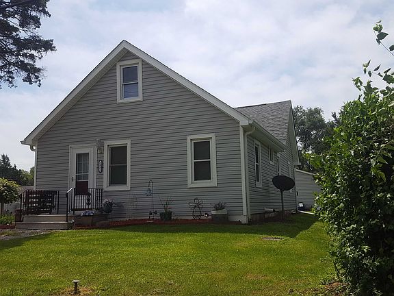 3rd image of 1832 27th Ave