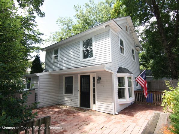 15-17 E Lincoln Ave