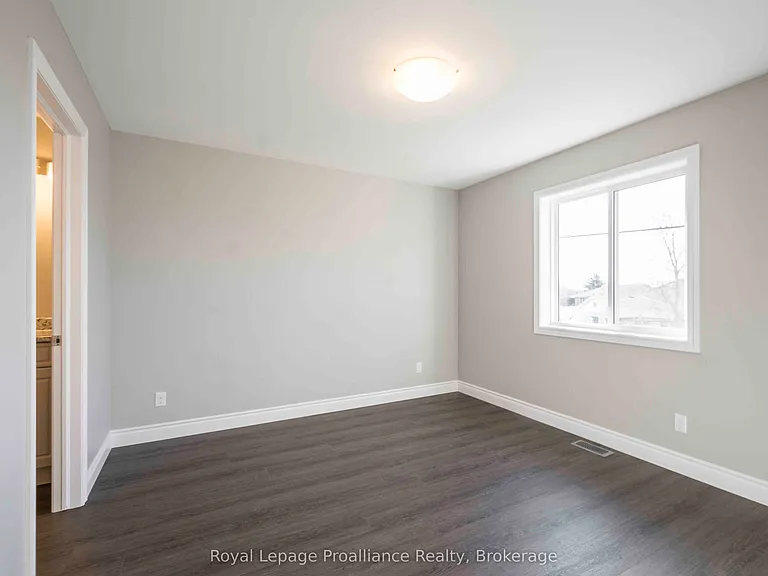 36 Rabbit Rd — Photo 11