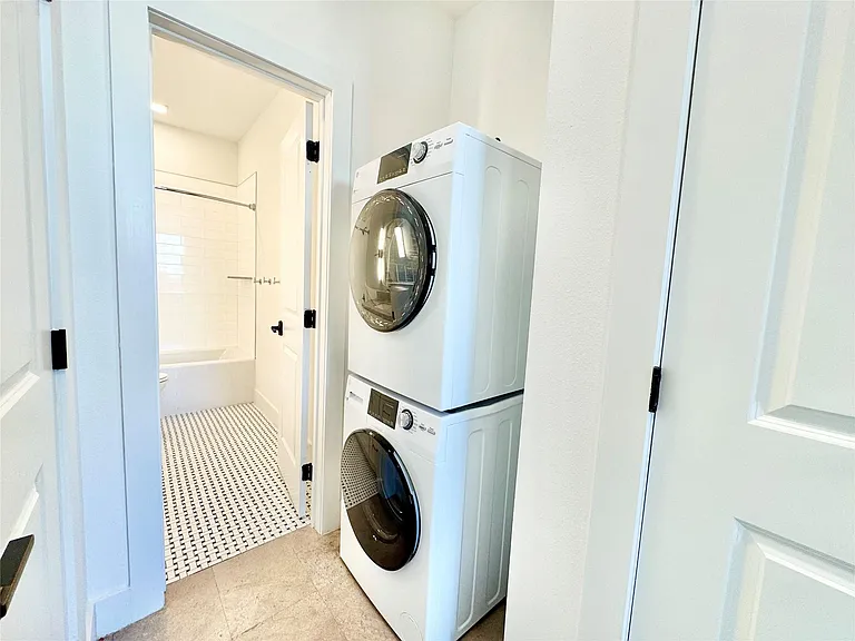 2102 Mechanic St #104 — Photo 10