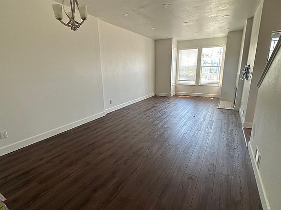 3rd image of 175 Williams Ave