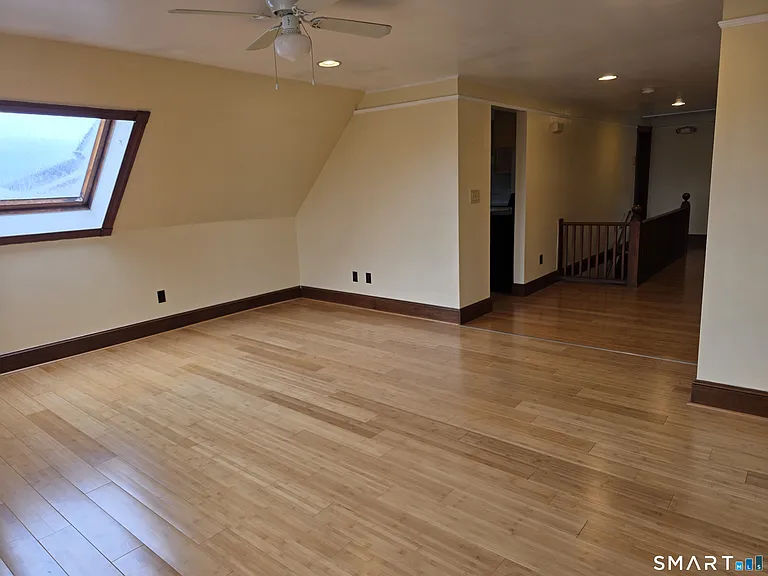 16 Tilley St #3 — Photo 4