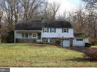 253 Lower Valley Rd, North Wales, PA 19454