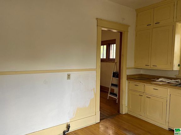4th image of 1225 28th St