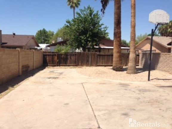 2nd image of 10220 N 39th Ln
