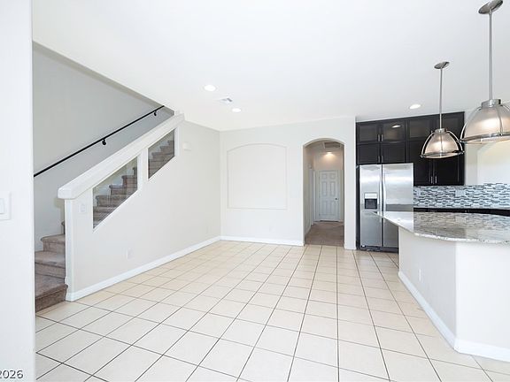 5th image of 8276 Sorrel St