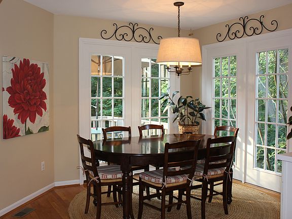 5th image of 2113 Berkshire Club Dr