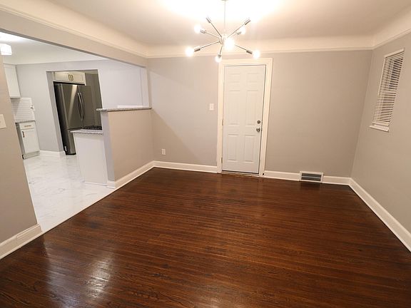 4th image of 16544 Chandler Park Dr
