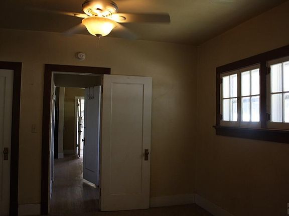 5th image of 100 S Beaty Ave