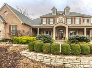 1017 Turning Point Ln, Hamilton Twp, OH 45039