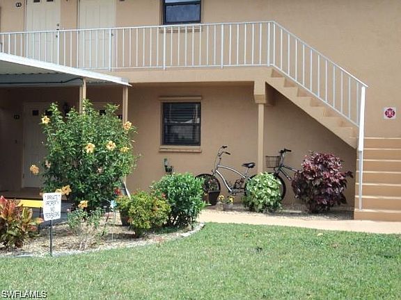 3rd image of 4543 SE 6th Pl APT 1F