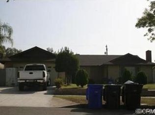 1118 N 13th Ave, Upland, CA 91786