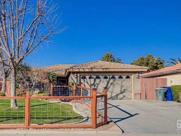 9414 Forbes Park Dr, Bakersfield, CA 93312