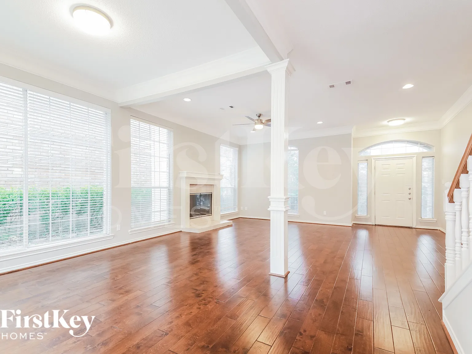3 bed, 2.5 bath, 2040 sqft, $2,185 — Photo 3