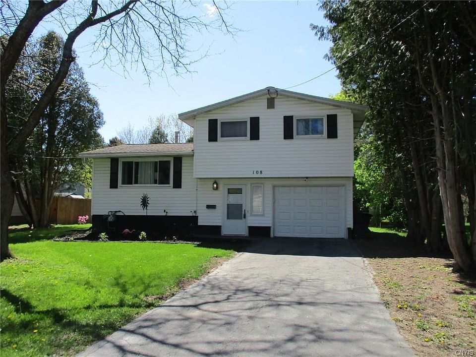 1st image of 108 Ravenswood Dr