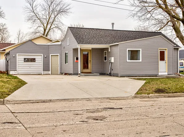 1336 12th St, Nevada, IA 50201