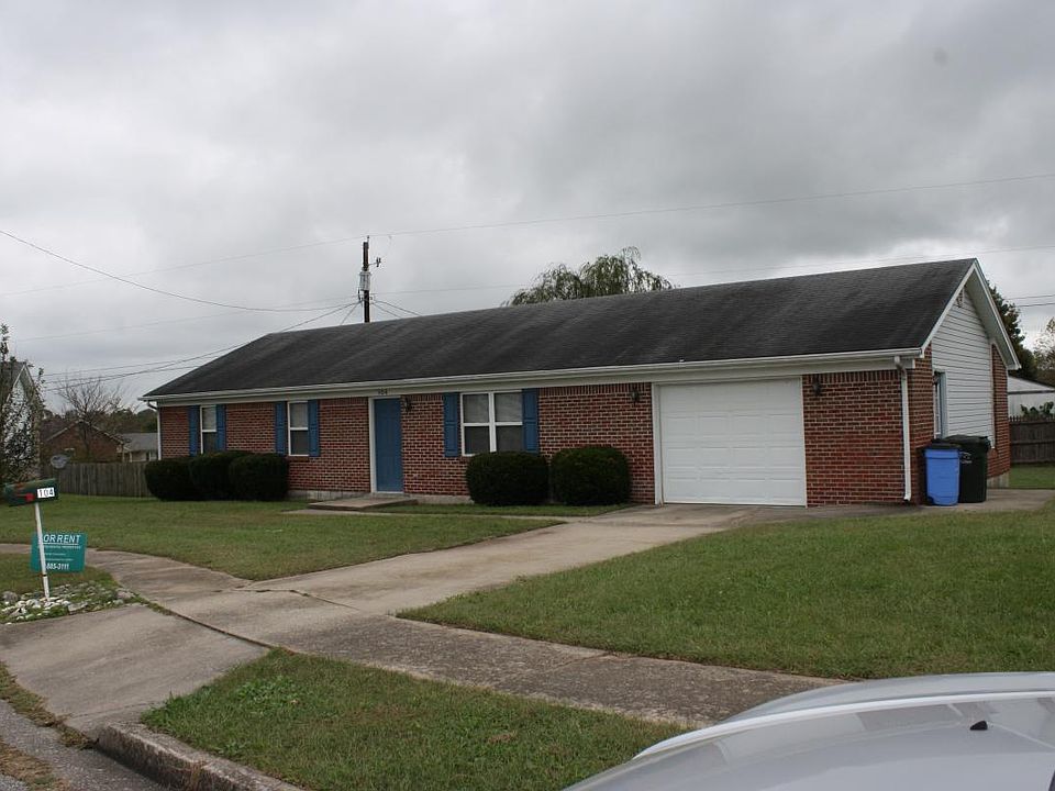 2nd image of 106 Woodhill Ct