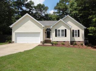 204 Teal Lake Dr, Holly Springs, NC 27540