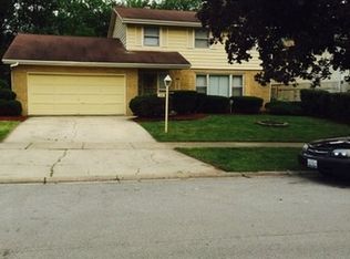 4311 Oakwood Ln, Matteson, IL 60443