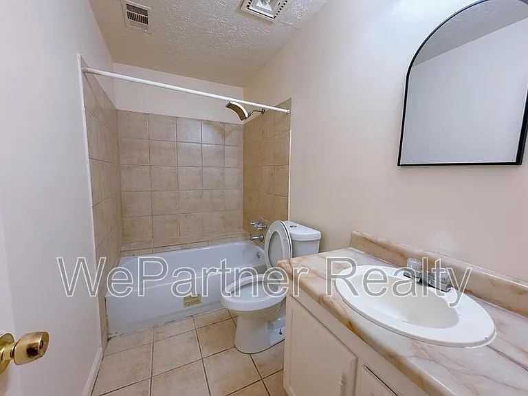 7416 Dartmouth Ct — Photo 9