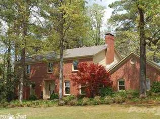 51 Woodberry Rd, Little Rock, AR 72212