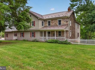 1140 Angus Ln, York, PA 17408