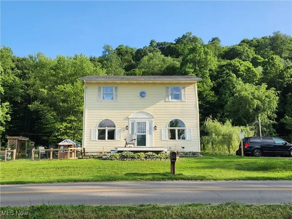 4495 Old River Rd, Philo, OH 43771