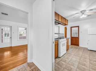602 C St, Floresville, TX 78114