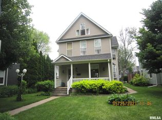 1015 17th St, Rock Island, IL 61201