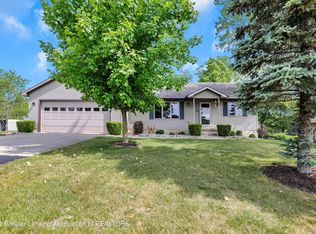 7591 Alward Rd, Laingsburg, MI 48848