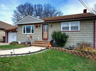 660 Barron Ave, Woodbridge, NJ