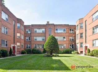 2641 W Fitch Ave #2, Chicago, IL 60645