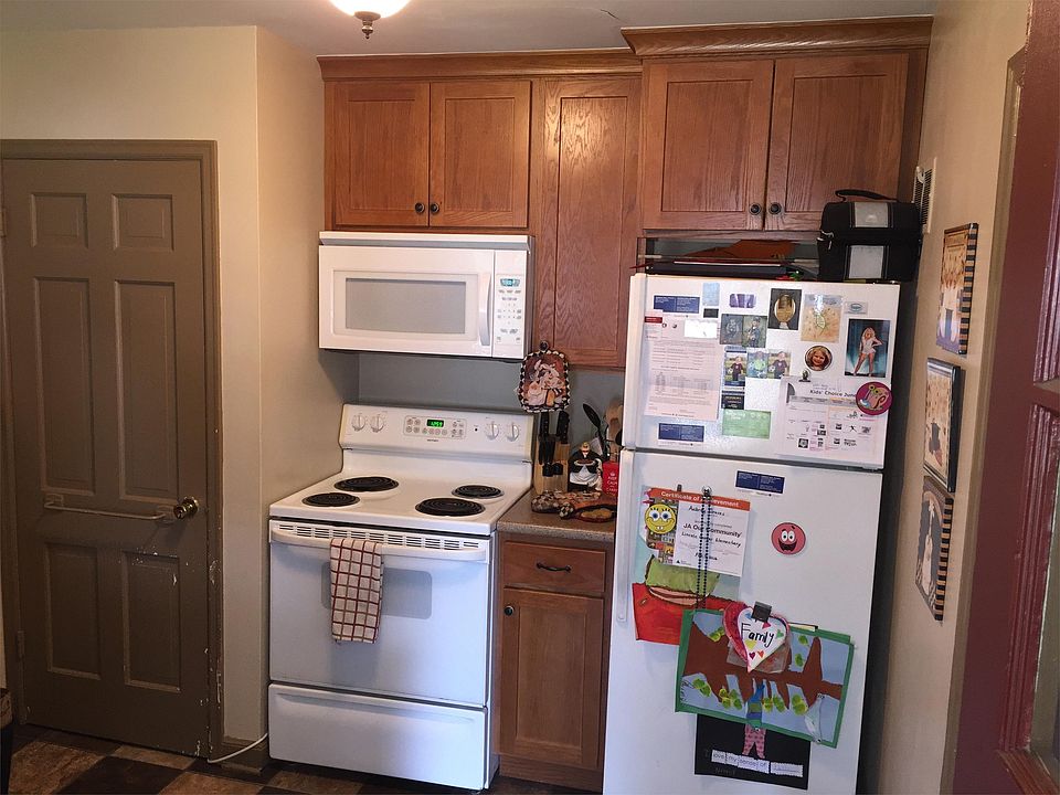 1st image of 536 16th Ave N #538