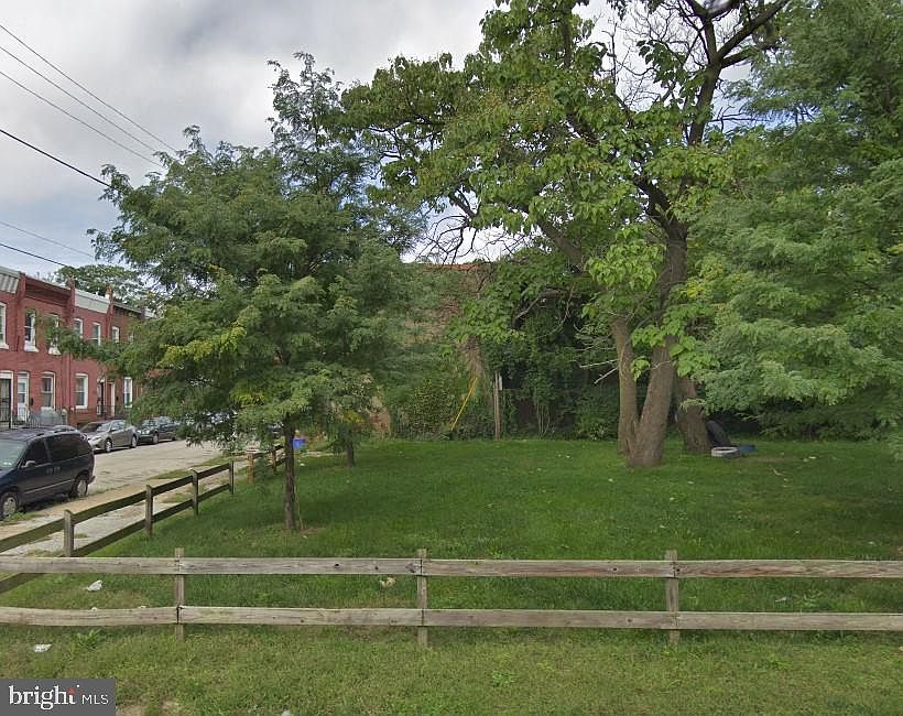 1st image of 2223 W Montgomery Ave