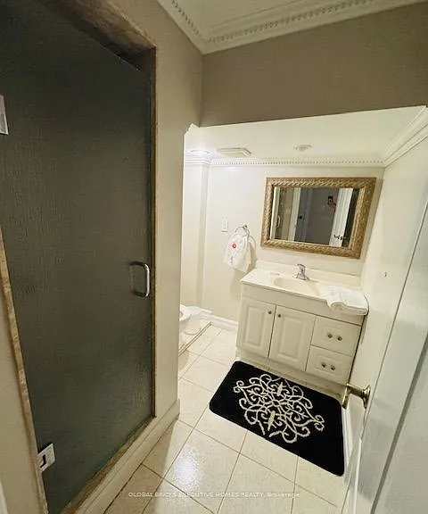 4562 Penhallow Rd #BASEMENT — Photo 3