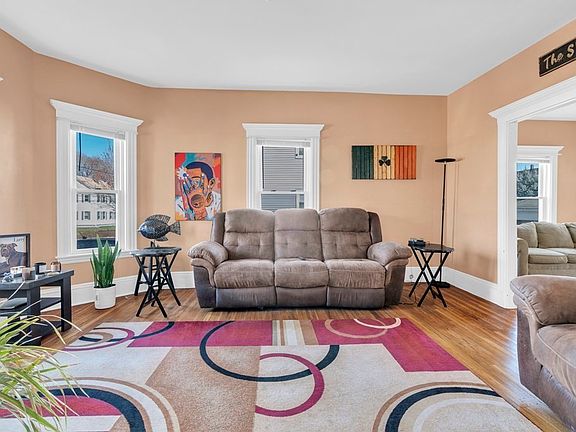 5th image of 50-52 Brackenbury St