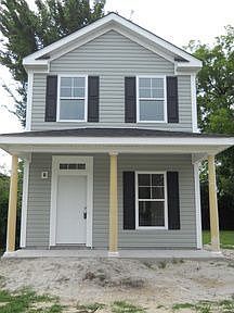 3rd image of 1242 Reservoir Ave