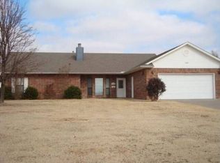 1624 E 9th St, Cushing, OK 74023
