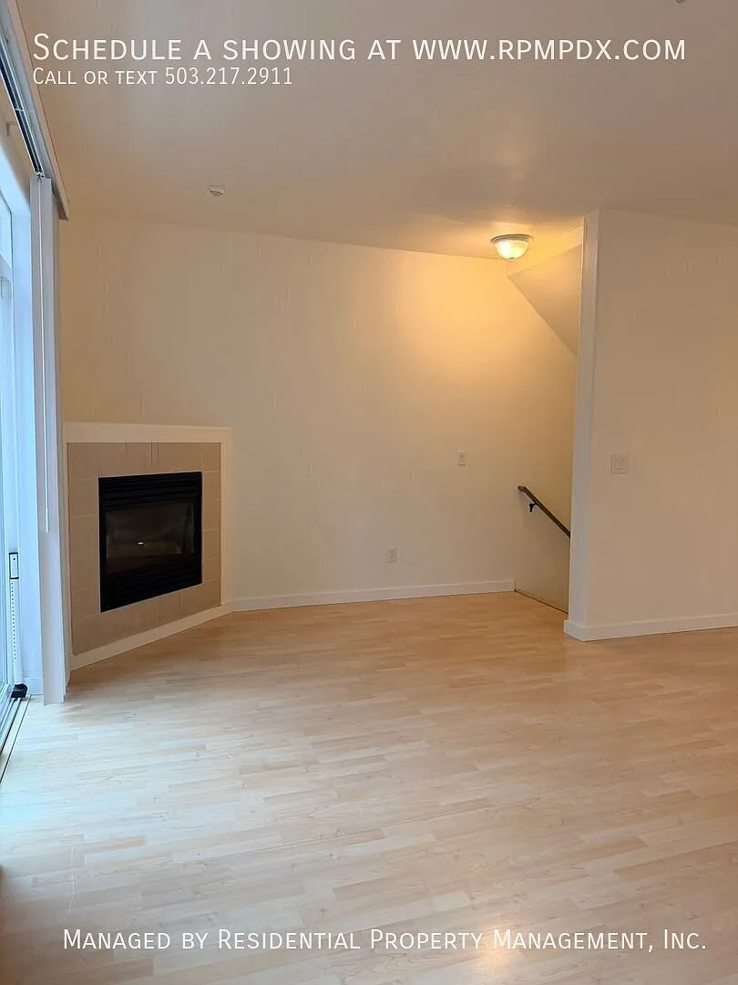 Discover Cougar Ridge in the heart of Murrayhill - 3 Bedroom Townhome — Photo 4
