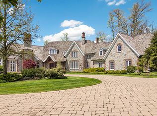 1250 Fox Hill Dr, Gates Mills, OH