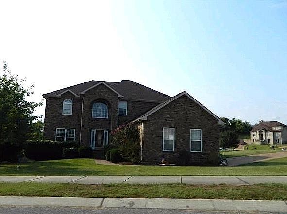 1st image of 105 Holmes Dr
