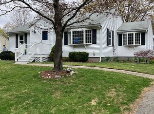 15 Ware Dr, Norfolk, MA 02056