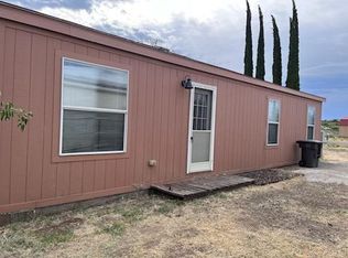 17101 E Meadow Ln, Mayer, AZ 86333