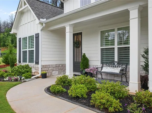 17 Magnolia Crst, Dallas, GA 30132