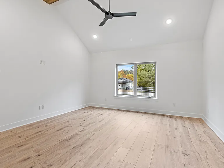 6858 Lazy Vale Ct #200 — Photo 7